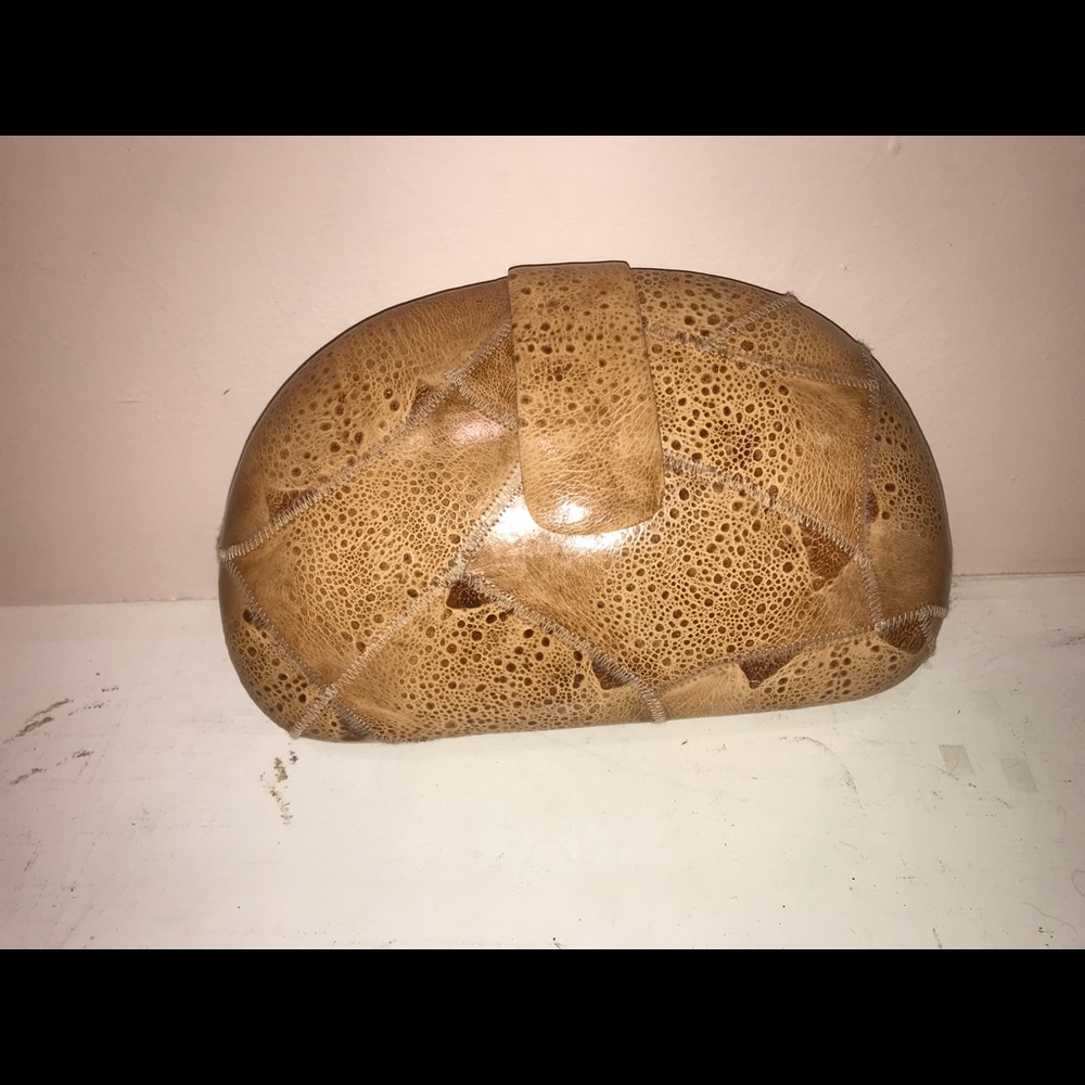 Vintage tan leather clutch with strap
